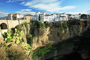Ronda: Ronda - arabic built bridge over ravine