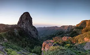 Butte: Roque de Agando rock tower at sunrise, Monumento