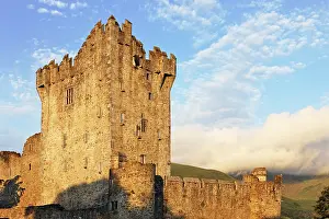 Pinnacle: Ross castle at the Lough Lane, Killarney National