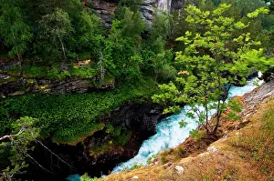 Dovrefjell: Rough stream through clough, Norway, Reinheim