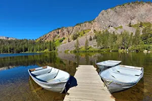 Rowing: Rowing Boats on Twin Lakes, Mammoth Lakes, California