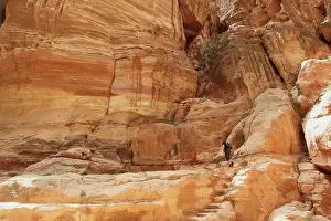 Petra: Ruins - Petra - Jordan - with tourist