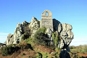 Roche: Ruins of St Michaels Chapel