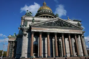 Facade: Russia, St. Petersburg, St Issac's Cathedral