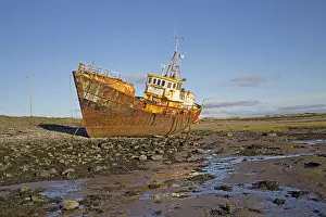 Cumbria: Rusty Belgian trawler Vita Nova abandoned on beach