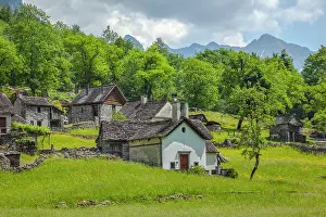 190422: Sabbione Village - traditional architecture and rustic stone