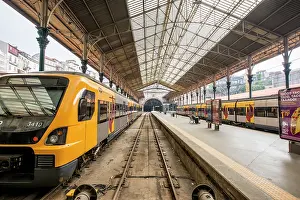 Transportation: Saint Benedict Train Station (Estacao de Sao Bento). Porto