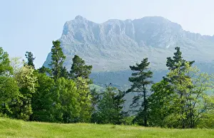 Prisma: Saint Vincent peak. Ramales de la Victoria