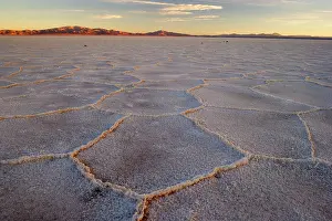 Grandes: Salinas Grandes del Noroeste - mountains and dried-up