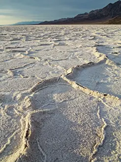 Badwater: Salt crusts at the Badwater Basin salt flats in