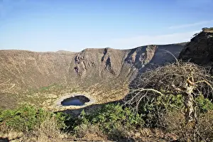 Craters: Salt Lake crater