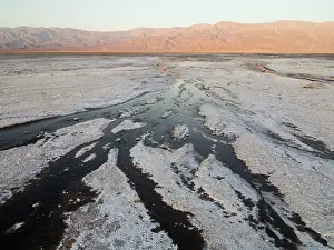 Panamint: Salt marshes against the background of the Panamint