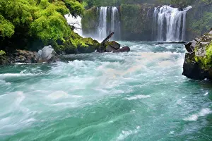 Salto: Salto del Indio - Indio's Falls on the Golgol River