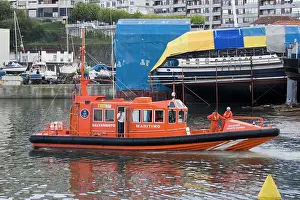 Herria: Salvamento Maritimo in harbour Bermeo Costa Vasca