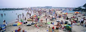 Umbrellas: Sand BEACH - in peak holiday season