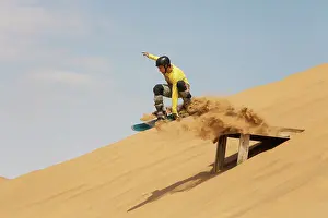 Boarding: Sand Boarding - in the dunes of the Namib Desert