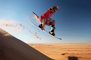 Karl Terblanche: Sandboarding in the Namib
