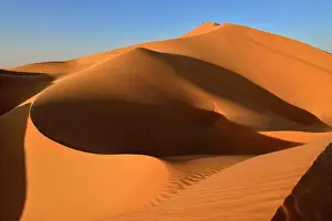 Oman: Sanddunes in the Rub al Khali desert, Dhofar, Oman