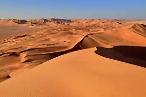 Oman: Sanddunes in the Rub al Khali desert, Ramlat al