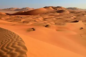 Oman: Sanddunes in the Rub al Khali desert, Ramlat al