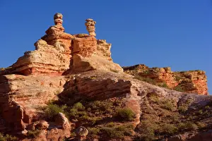 Atuel: Sandstone Formation - rock formation of red sandstone