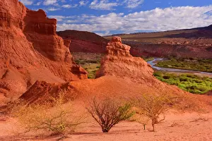 Winds: Sandstone Formations - river Rio de La Conchas
