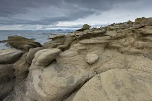 Kvalvagen: Sandstonerocks
