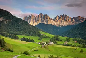 Dolomite: Santa Maddelena and The Dolomites in Val