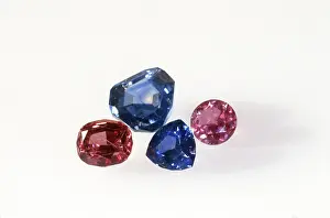 Oval: Sapphires