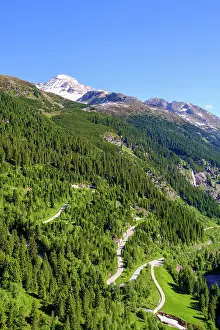 Slope: Schlegeis alpine road, behind Hoher Riffler, view