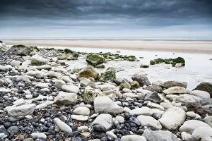 Manche: Scree of the Cap blanc nez Cliff, on Escalles Beach