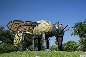 Sculpting: Sculpture of a bee, Hidalgo, Texas, United States
