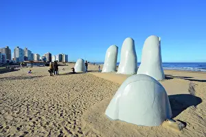Playa: Sculpture La Mano, the hand, on the beach Playa