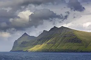 Faroe: Sea cliffs along the rugged coast of Eysturoy, East