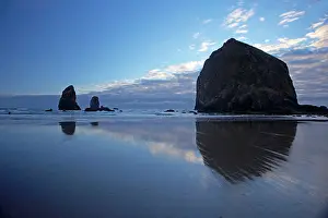 Cannon: Sea Stacks at Cannon Beach