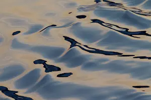 Abstracts: Seascape sea patterns at sunset