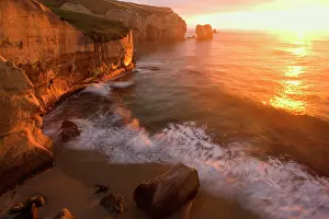 Landcape: Seascape - view down the rugged coastline at Tunnel