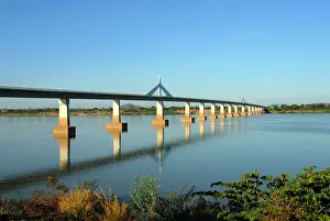 Mekong: Second Thai-Lao Friendship Bridge, bridge over the