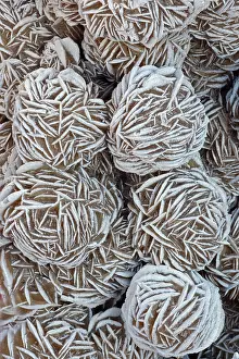 Gypsum: Selenite - Mexico - Form of gypsum
