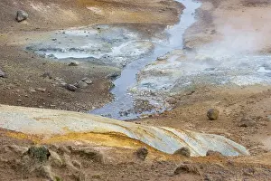 Tectonic: Seltun geothermal field where volcanic fumeroles