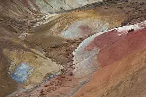 Tectonic: Seltun geothermal field where volcanic fumeroles