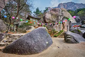 2017: SEORAKSAN, SOUTH KOREA, APRIL 14, 2017: Kyejoam