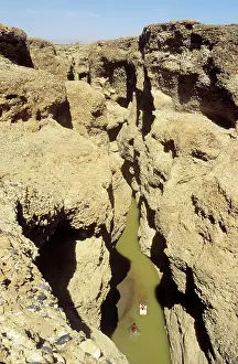 Sesriem: The Sesriem canyon at the edge of the Namib Desert