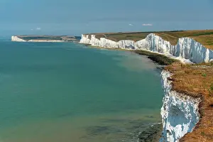 Sussex: The Seven Sisters chalk cliffs on the south coas