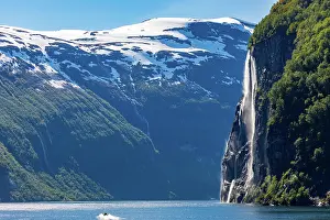 Ferry: Seven Sisters Waterfalls on the ferry to Geiranger