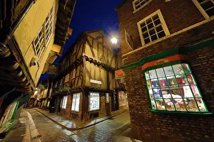 Tudor: Shambles and Little Shambles street scene with