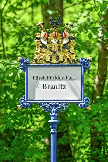 Sign: Shield, coat of arms, Furst-Puckler-Park Branitz