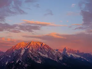Berchtesgaden: Shining Watzmann at sunrise, right Hochkalter, Berchtesgaden