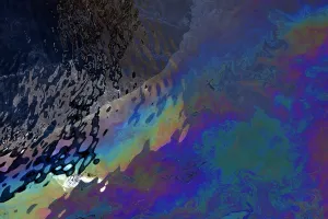 Diesel: Ship Diesel Pollution - on harbour waters