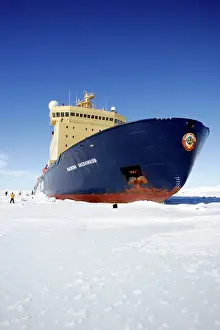 Khlebnikov: Ship - Ice breaker Capitaine Khlebnikov in the